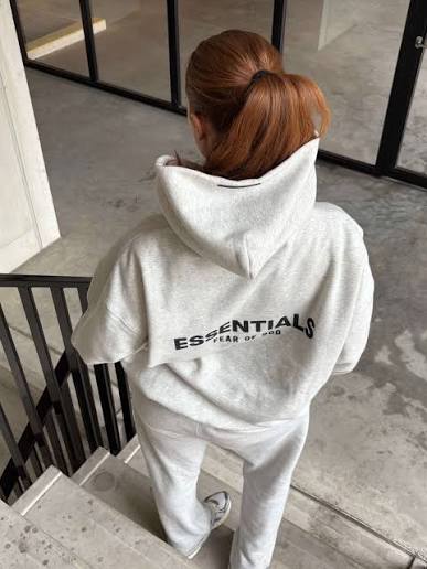 Sets Essentials