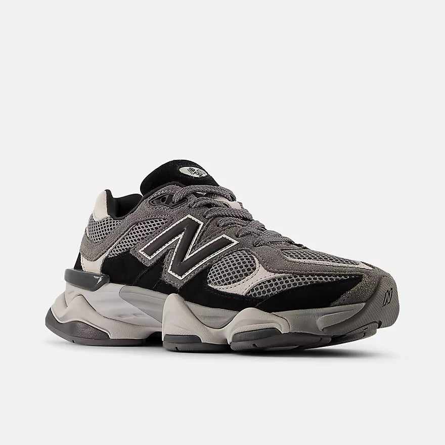 New Balance 9060 Black Castlerock